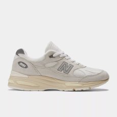 画像2: 予約商品 New Balance Unisex  991 v2  Made in ENGLAND (2)