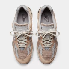 画像3: 予約商品 New Balance Unisex  991 v2  Made in ENGLAND (3)