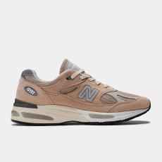 画像2: 予約商品 New Balance Unisex  991 v2  Made in ENGLAND (2)