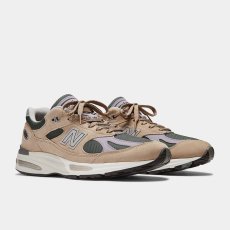 画像1: 予約商品 New Balance Unisex  991 v2  Made in ENGLAND (1)
