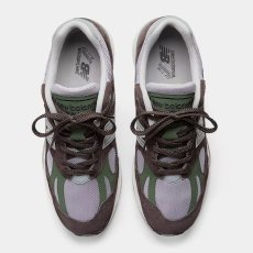 画像3: 予約商品 New Balance Unisex  991 v2  Made in ENGLAND (3)