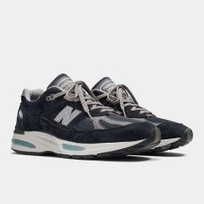 画像1: 予約商品 New Balance Unisex  991 v2  Made in ENGLAND (1)