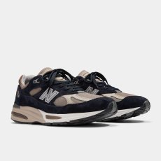 画像1: 予約商品 New Balance Unisex  991 v2  Made in ENGLAND (1)