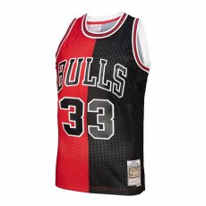 画像2: 予約商品 Mitchell & Ness   Scottie Pippen Chicago Bulls Hardwood Classics 1997/98 Split Swingman Jersey (2)