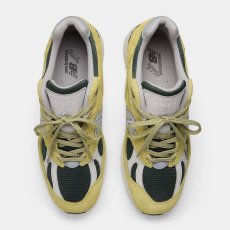 画像3: 予約商品 New Balance Unisex  991 v2  Made in ENGLAND (3)