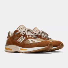画像1: 予約商品 New Balance Unisex  991 v2  Made in ENGLAND (1)