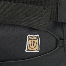 画像9: Philip Lumbang   2Belt Bungee Cord Backpack (9)