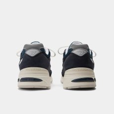 画像5: 予約商品 New Balance Unisex  991 v2  Made in ENGLAND (5)