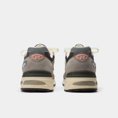 画像5: 予約商品 New Balance Unisex  991 v2  Made in ENGLAND (5)