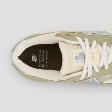 画像8: 予約商品 New Balance Unisex  990 v4 Made in USA (8)