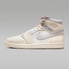 画像2: 予約商品 NIKE Unisex   Air Jordan 1 Retro Hi OG (2)