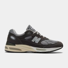 画像2: 予約商品 New Balance Unisex  991 v2  Made in ENGLAND (2)