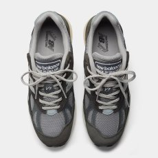 画像3: 予約商品 New Balance Unisex  991 v2  Made in ENGLAND (3)