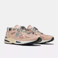 画像1: 予約商品 New Balance Unisex  991 v2  Made in ENGLAND (1)