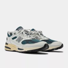 画像1: 予約商品 New Balance Unisex  991 v2  Made in ENGLAND (1)