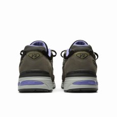 画像5: 予約商品 New Balance Unisex  991 v2  Made in ENGLAND (5)