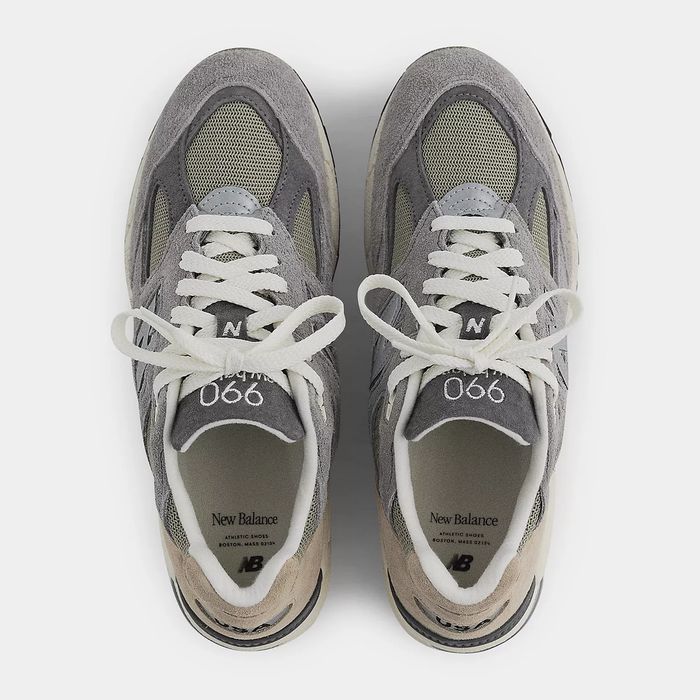 New Balance M990TD2